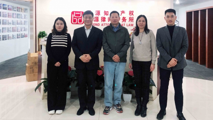 中華商標(biāo)協(xié)會會長馬夫考察品源