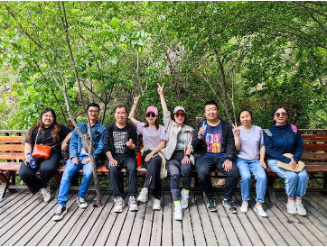 品源管理咨詢團(tuán)隊(duì)暢享自然，體驗(yàn)“給生活一趟投身自然的旅程”